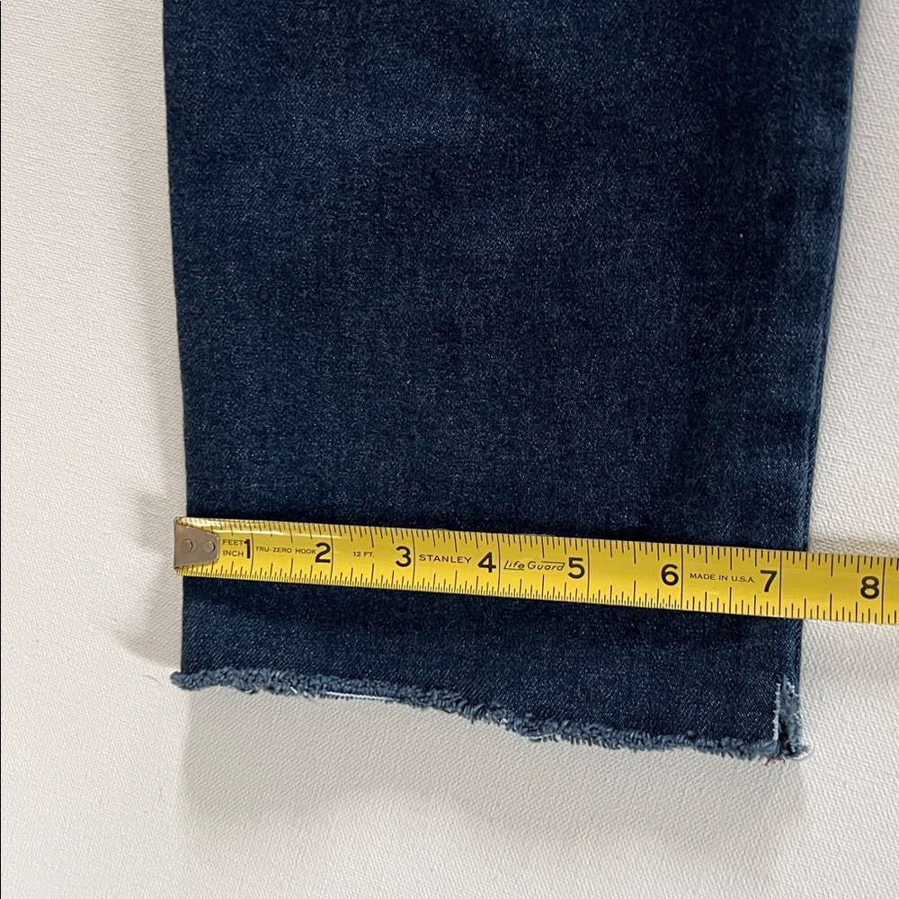 Old Navy Women’s High-Rise OG Cozy-Lined Straight Jeans - Dark Blue - 8 - Picture 11 of 12